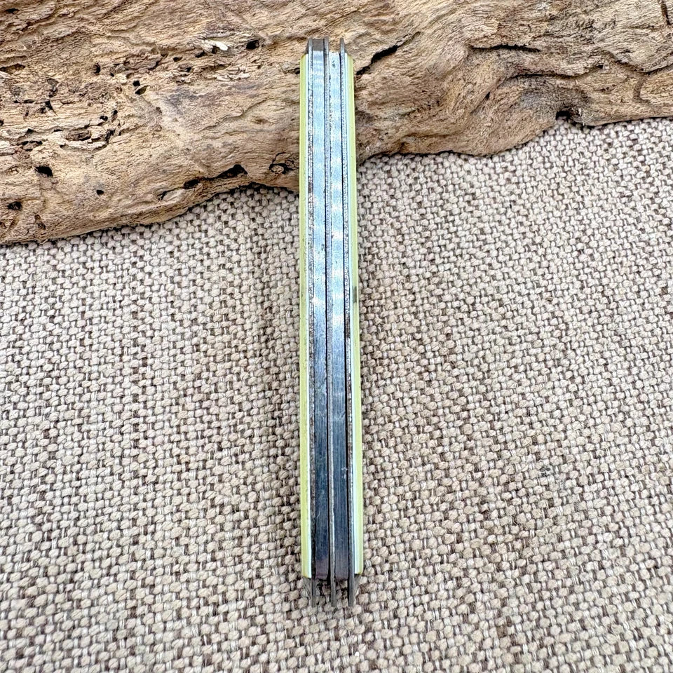 Vintage USA Advertising Pocket Knife Log Cabin Bar 3 blade bottle opener (176)