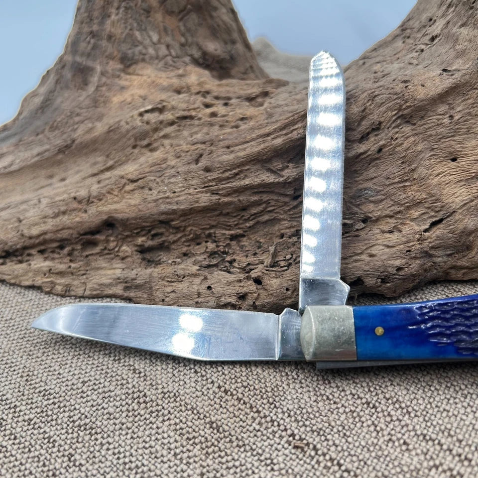 Case XX 2002 Caribbean Blue 2 blade folding Trapper Knife 6254 USA -SS (60)