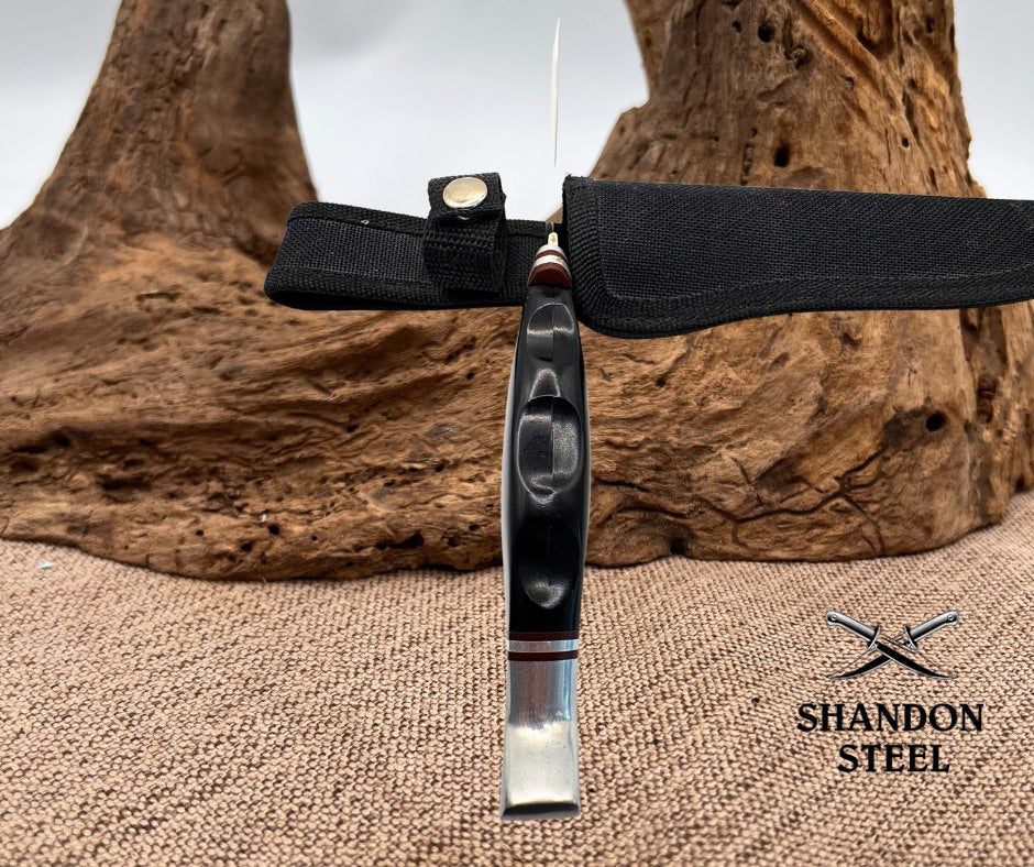 Case XX Stainless USA Model 300 Apache Fixed Blade Hunting Knife w/Sheath (25)