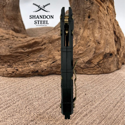 Heretic Martyr Recurve Bronze Stonewash / Black Chassis – MagnaCut – H056-7A