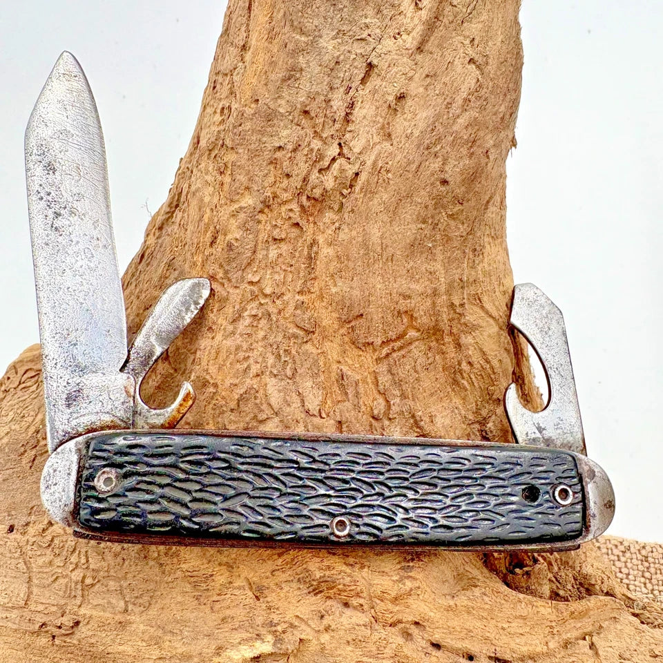The Ideal Camper Vintage Pocket Knife Multi-tool bottle opener can opener (203)