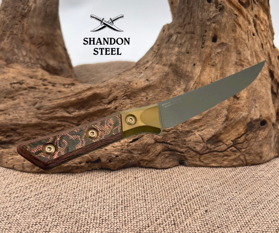 Microtech Boning Knife Livewire Carbon Fiber/Bronze Titanium Bolster Handle w/ DLC M390MK 3100B-1DLCLWCFS