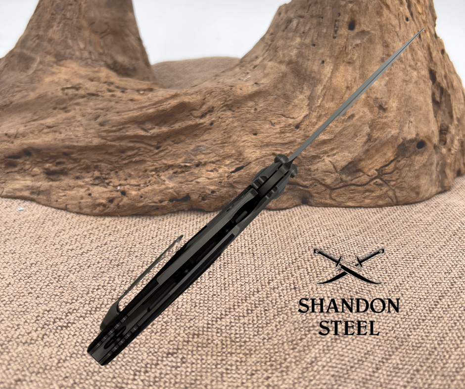 Microtech Socom Bravo Mini Warcom Titanium Handle Hand Rubbed Satin Standard Blue Titanium Pivot Collar Carbon Fiber Scales 263M-4CFTI