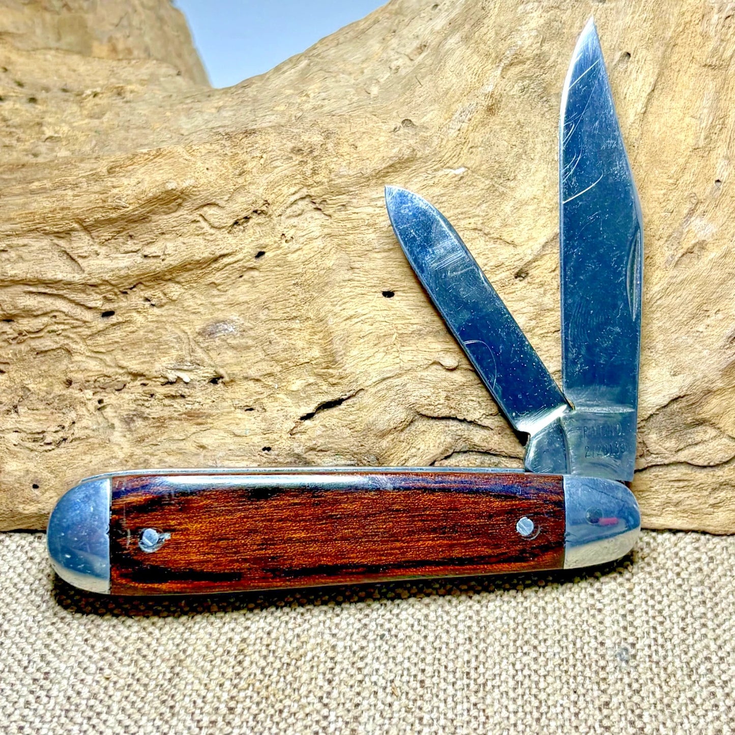 Queen Unbranded English 2 Blade Jack Wood Handle Folding Pocket Knife (135)