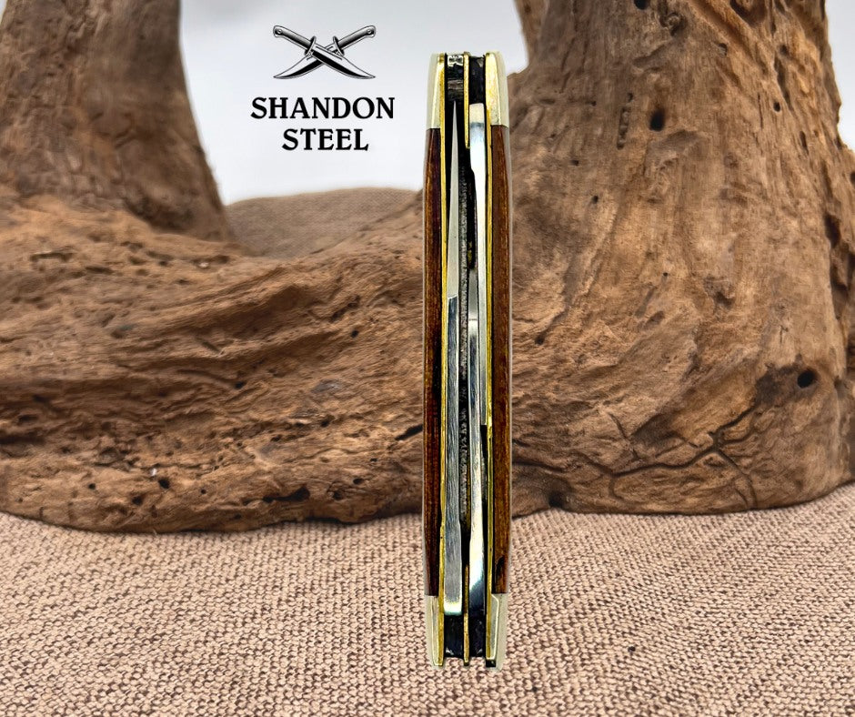 QUEEN USA Q81 THE RAWHIDE SERIES 3 BLADE STOCKMAN FOLDING POCKET KNIFE (147)