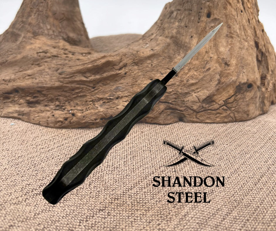 Stroup GP2- Black- G10