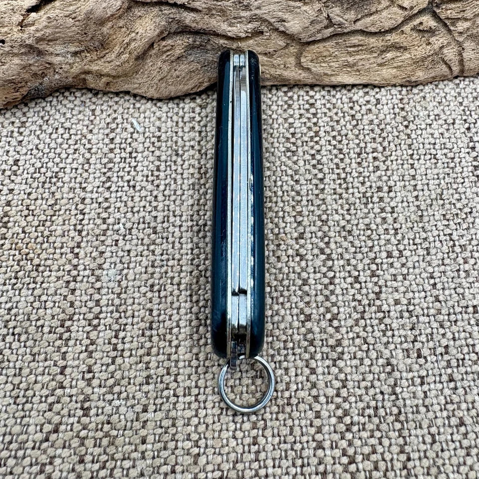 Swiss Army Knife Victorinox 58mm Classic SD Black EDC Toothpick & Tweezers (61)