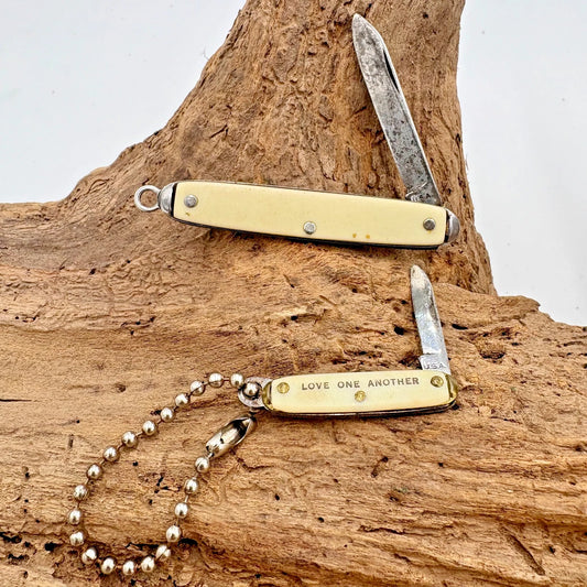 USA Keychain Pocket Knife Lot Of 2 Vintage Folding Knives Single Blade (8)