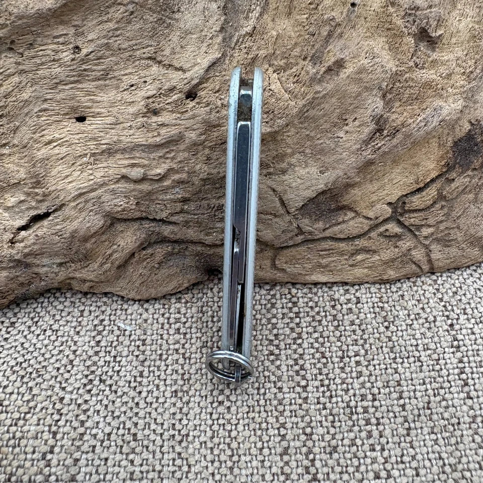 Victorinox Classic SD Alox Swiss Army Pocket Knife 0.6221.26 (193)