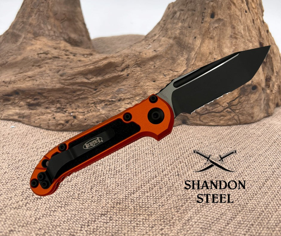 Microtech LUDT GEN III T/E BLACK PART SERRATE ORANGE 1136-2OR