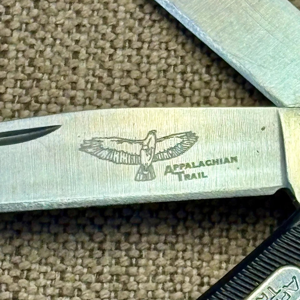APPALACHIAN TRAIL Two Blade Trapper Saw Cut Delrin Handle Pocket Knife (17)