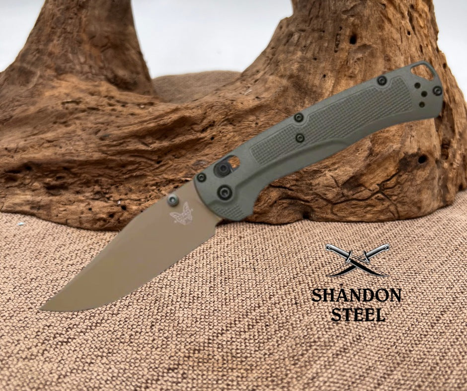 Benchmade Taggedout® | Deep Olive Grivory® 15536TN-02