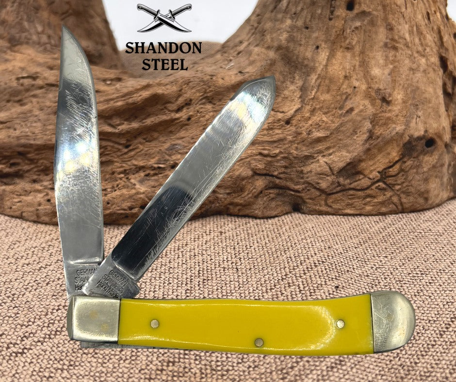 Buck Creek Trapper Yellow Synthetic Folding 2 Blade Stainless Pocket Knife (42)