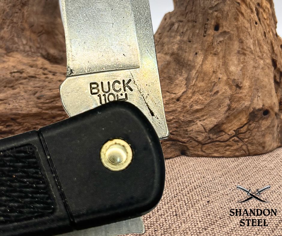 Buck 110 Folding Hunter LT Knife 3.7" 420HC S.S. Blade G.R.N. Handle USA (132)