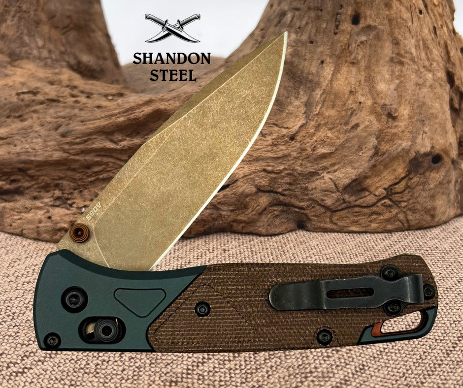 Benchmade Bugout® | Taiga Green Aluminum and Brown Canvas Micarta | Drop-Point 535FE-2602