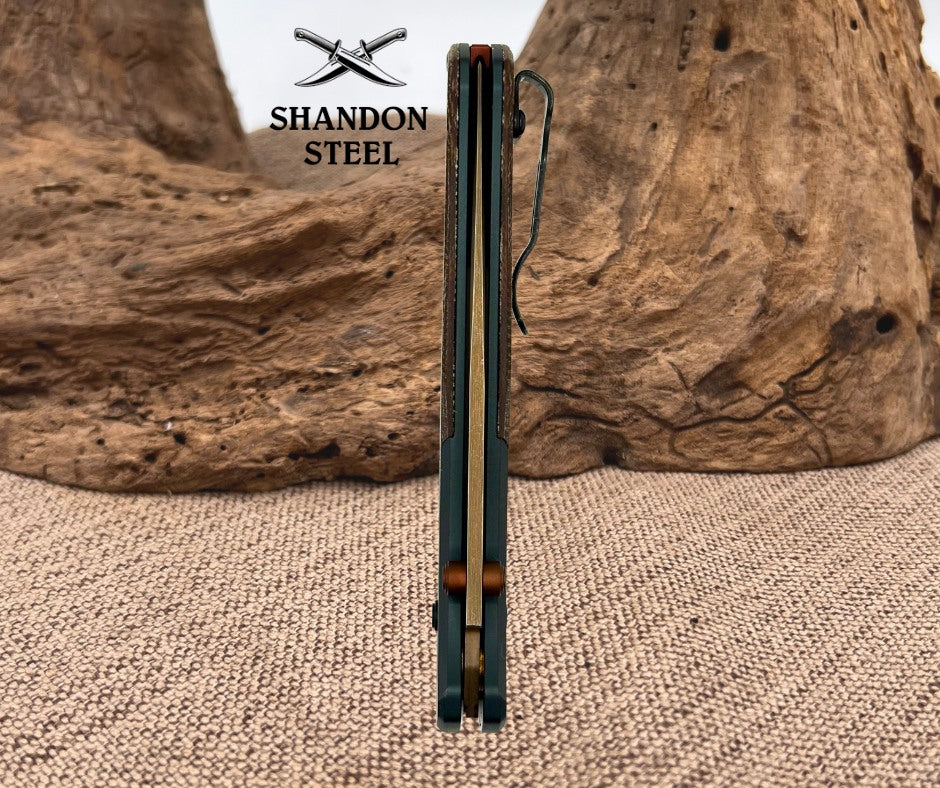 Benchmade Bugout® | Taiga Green Aluminum and Brown Canvas Micarta | Drop-Point 535FE-2602