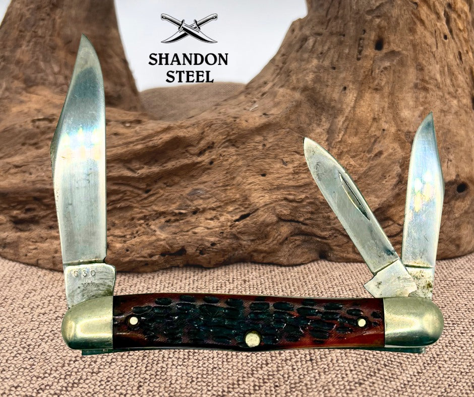 1965-69 Case XX USA Beautiful Red Jig Bone 3.25" Swell Center Whittler 6308 (31)