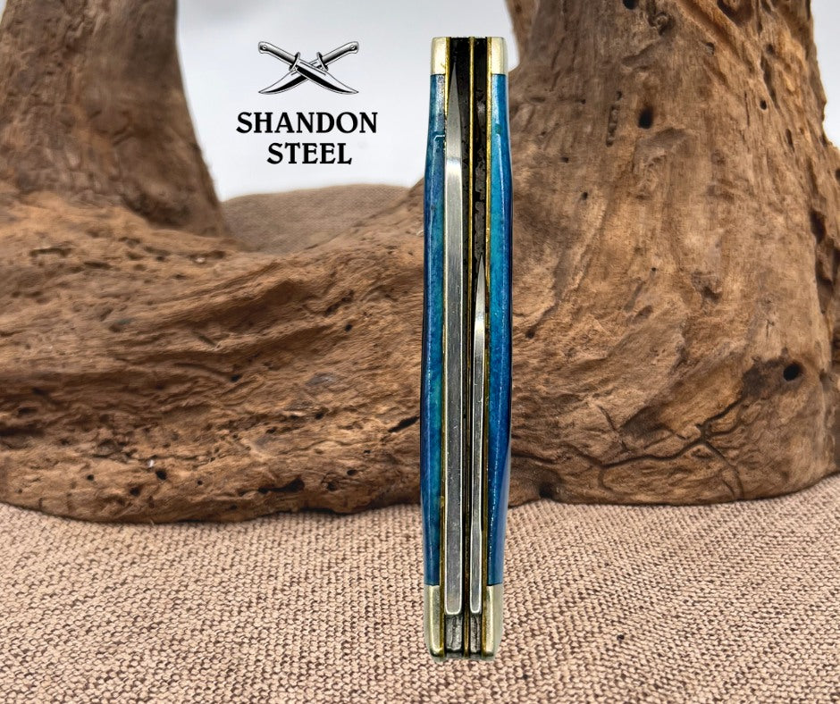Case XX USA Caribbean Blue Bone 2012 Full Size Doctor's Knife 6285ss 2 Blade(12)