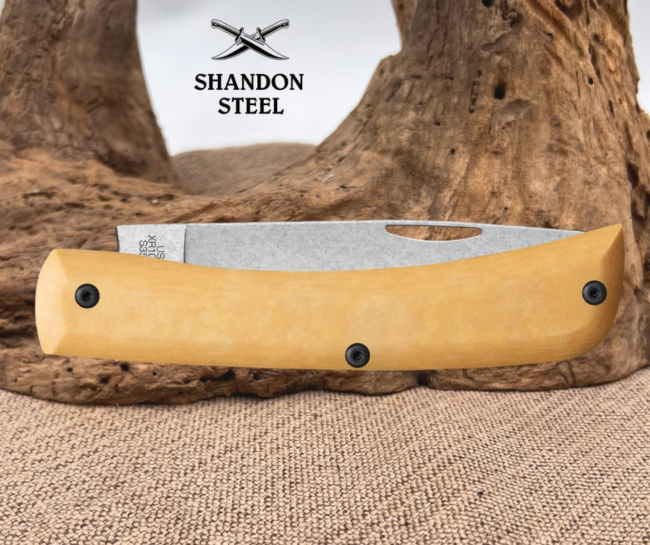 Case XX Crossroads™ Smooth Maple Valley Richlite® w/ Black G-10 Sod Buster® Jr. 66387