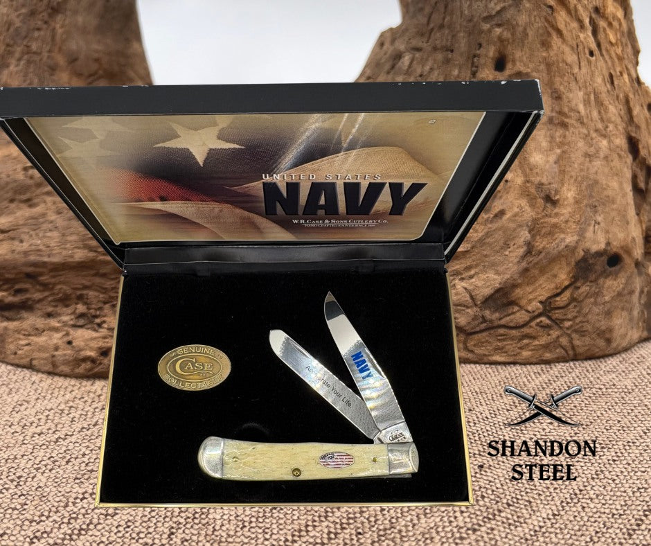 Case XX USA 6254 Navy Trapper w Gift Box 2005 White Bone Handle Pocket Knife