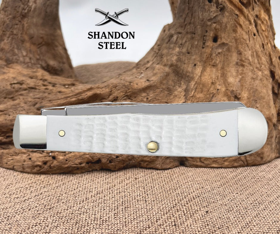 Case XX SparXX™ Standard Jig White Synthetic Trapper 60182