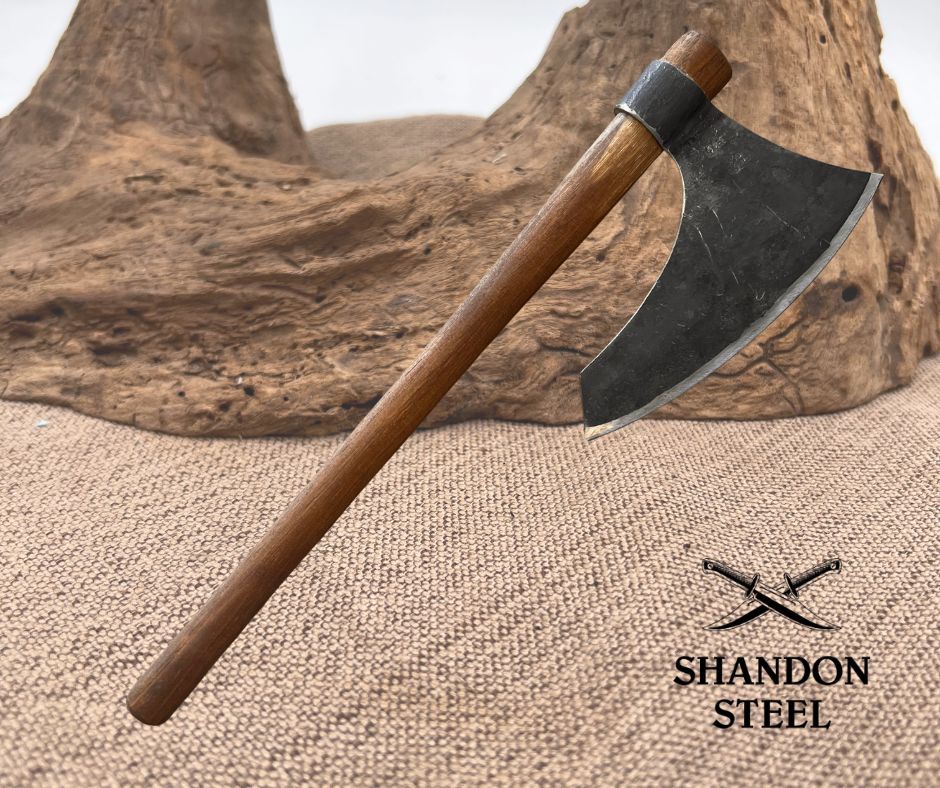 H&B Clipped Bearded Axe