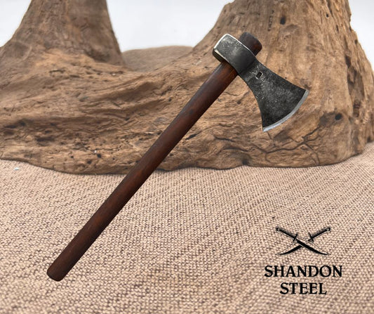 H&B Large Camp Hawk HB350-103