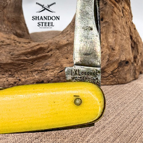 Vintage  I*XL George Wostenholm & Son 2 Blade Pocket Knife Yellow Handle (34)