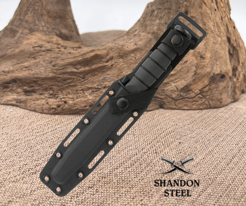 KABAR Short Tanto, Serrated 5055