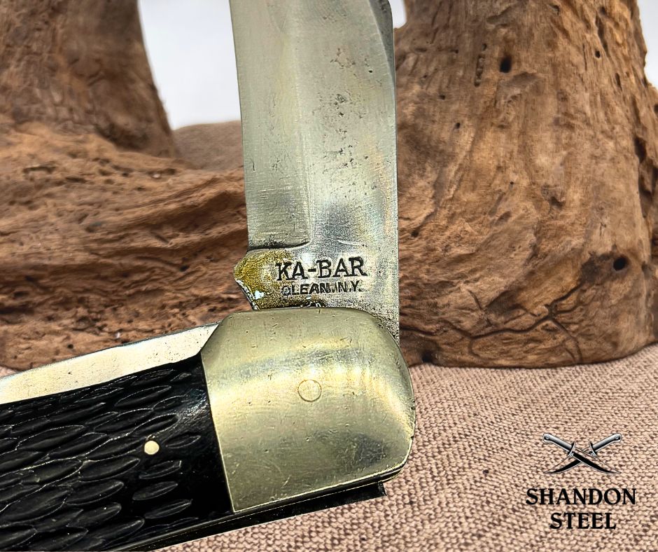 KABAR USA Two Blade Folding Hunter Knife Jigged Black Handles Vintage (100)