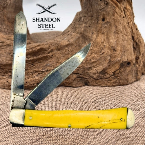 KABAR OLEAN NY USA YELLOW DELRIN TRAPPER 2 BLADE FOLDING POCKET KNIFE (130)