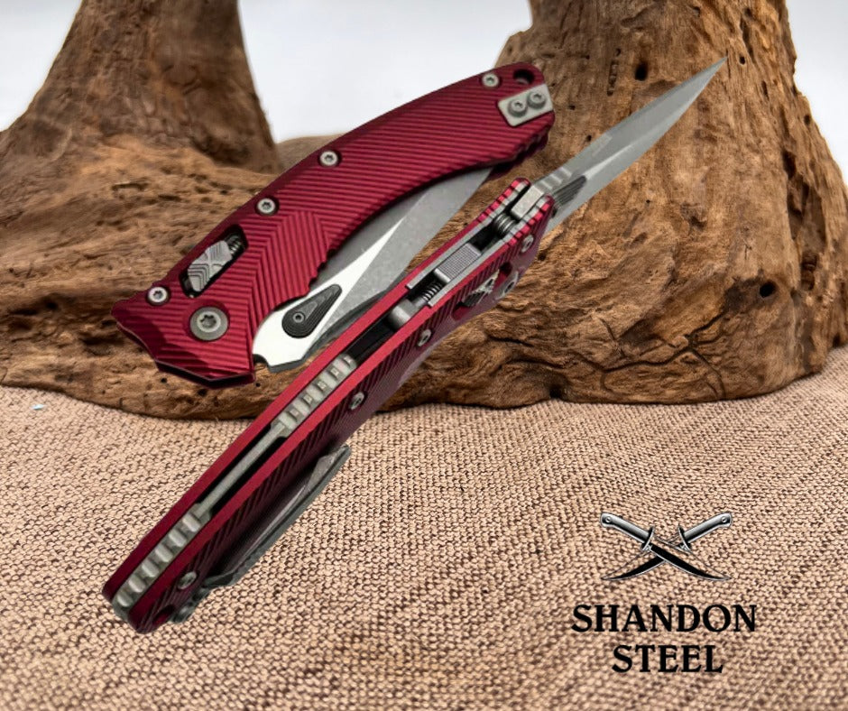 Microtech Amphibian RAM LOK Merlot Fluted Aluminum & Apocalyptic M390MK 137RL-10APFLMR