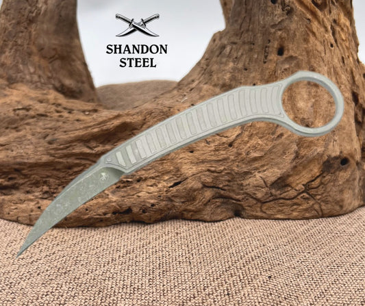 Microtech & Bastinelli Collaboration Feather Apocalyptic Standard Signature Series 215-10APS
