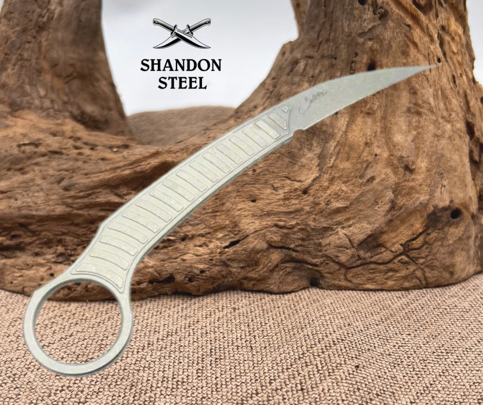 Microtech & Bastinelli Collaboration Feather Apocalyptic Standard Signature Series 215-10APS