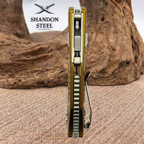 Microtech Knives Manual M-Stitch RAM LOK Tan Frag Aluminum Handles & Stonewash M390MK 169MRL-10FRTA