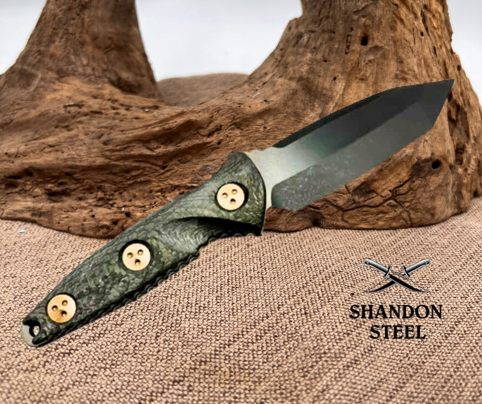 Microtech Socom Alpha Mini Tanto Black DLC & Carbon Fiber 114M-1DLCCFS