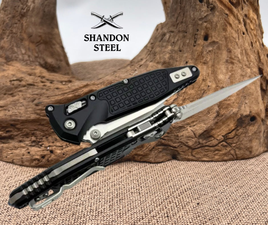 Microtech Socom Ram-Lok w/ Aluminum Frag Handles & S/E Serrated Stonewash M390MK 160RL-11FR
