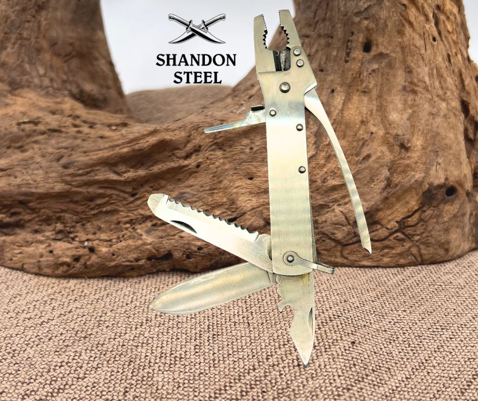 StainlessSteel Multi-function Tool Plier Compact Pocket Wire Pliers Knife Saw 42