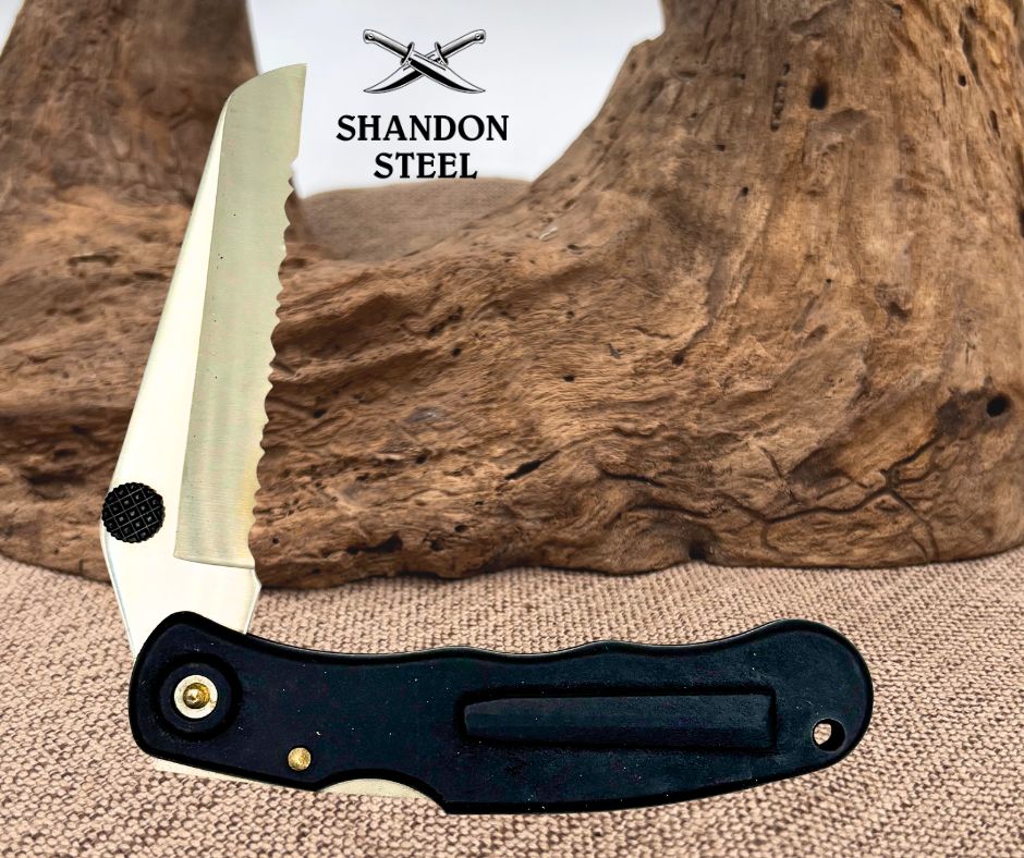 Rostfrie Eagle 5" Folding Stainless Steel Serrated Pocket Lock-Blade Knife (113)