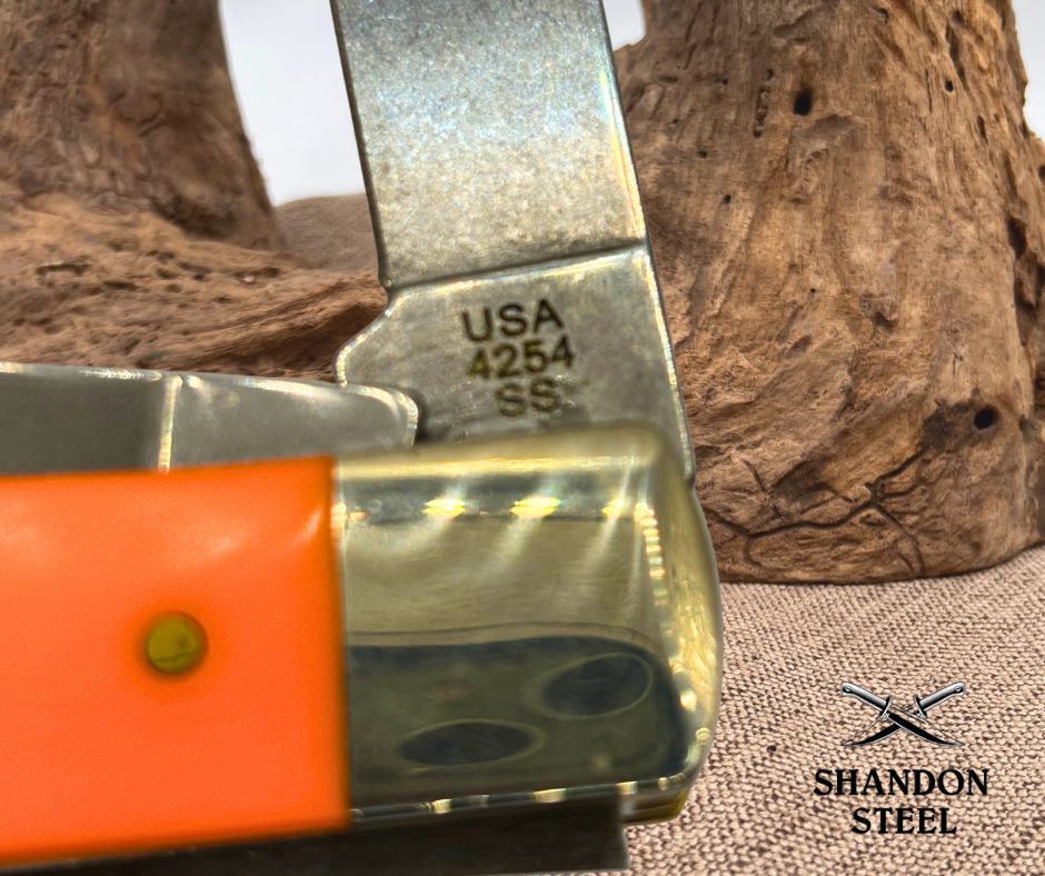 CASE XX USA 2025 SMOOTH ORANGE DELRIN FULL SIZE TRAPPER KNIFE 4254 SS 27900 (24)