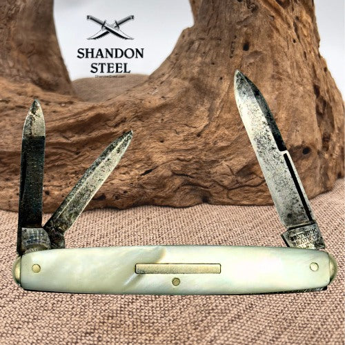 Bostwick Braun Mother of Pearl Handle 3 Blade Pocket Knife Toledo Oh USA (165)
