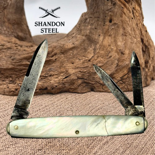 Bostwick Braun Mother of Pearl Handle 3 Blade Pocket Knife Toledo Oh USA (165)