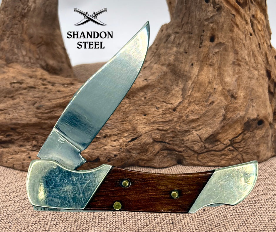 Queen Minute Man Rawhide #8445 Vintage 1980 Lockback Knife Wood Handle USA (41)