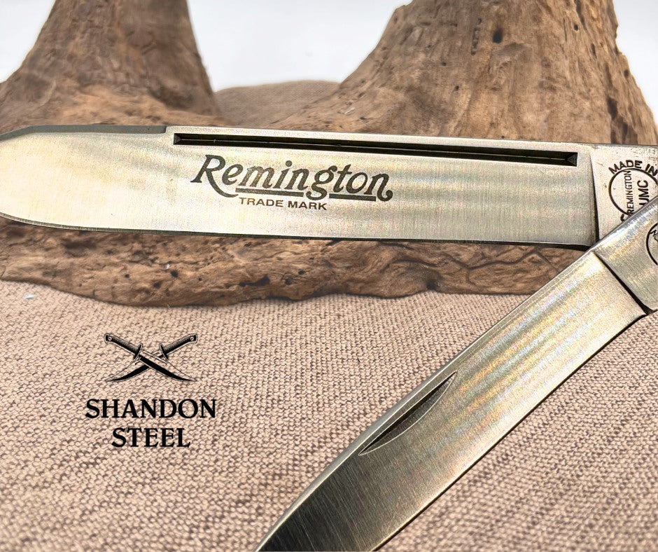 REMINGTON USA R1273 UMC USA DELRIN JUMBO BANANA BULLET TRAPPER KNIFE 1995 (10)
