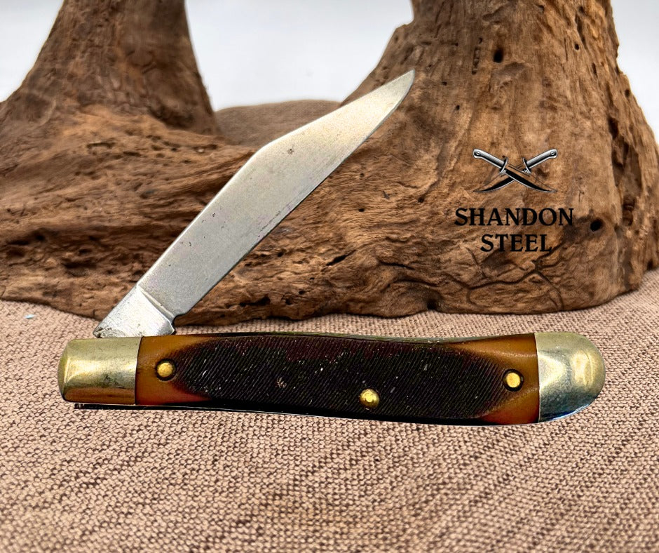 Schrade Old Timer Knife Made in USA 12OT Pal Sawcut Delrin Handles Vintage(38)