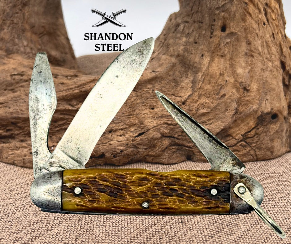VINTAGE HIGH CARBON STEEL USA JIGGED BONE SCOUT CAMP POCKET KNIFE KNIVES (66)