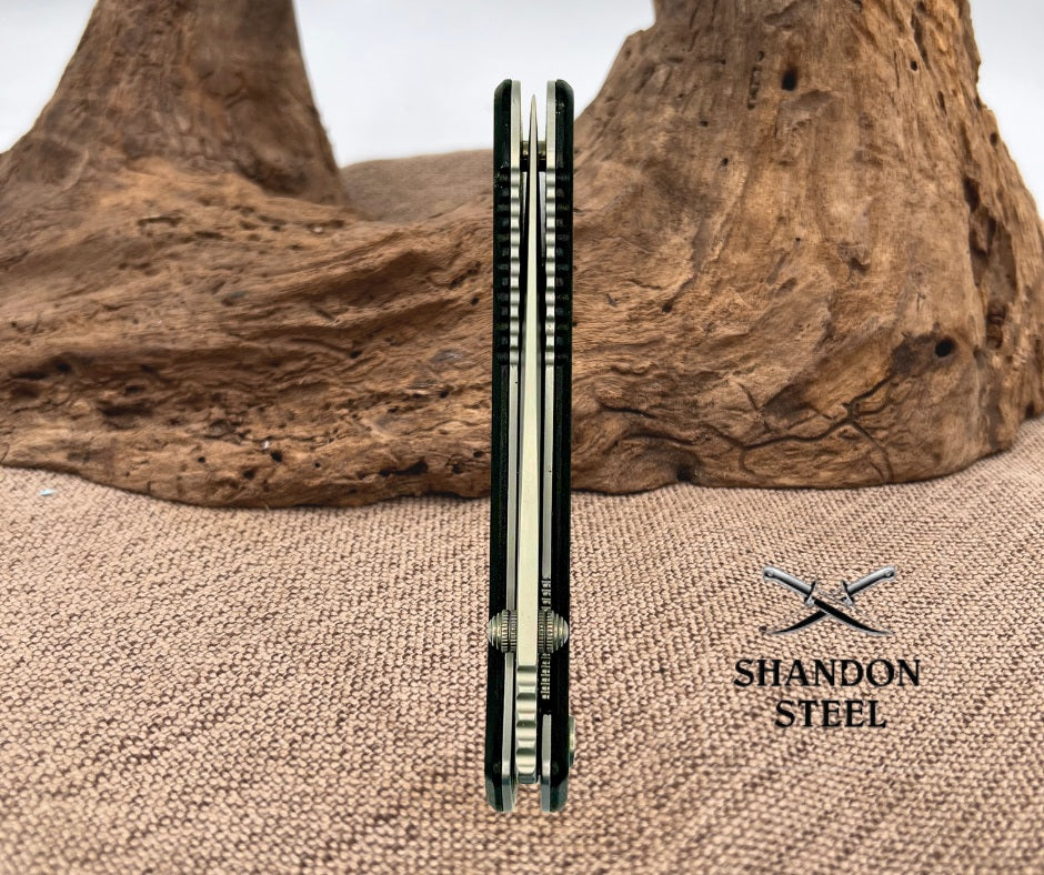 Smith & Wesson Plain Edge Folding Fighter Darrel Ralph Design Liner Lock SWHR 16
