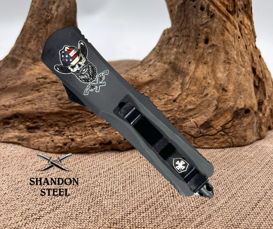 Templar Large Try that in a Small Town Drop Serrated Black