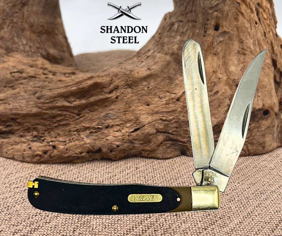 Mustang 10352 Trapper 2 Blade Folding Pocket Knife Sawcut Delrin Tweezer (112)