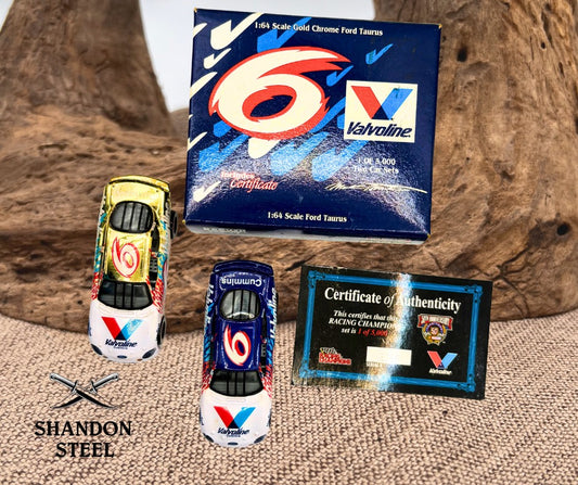 1998 Racing Champions Mark Martin #6 Valvoline Ford Taurus 2 Car Set #2860/5000